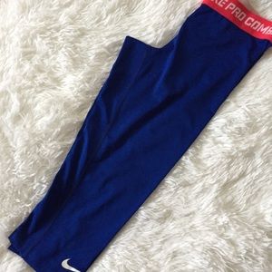 Blue Nike leggings